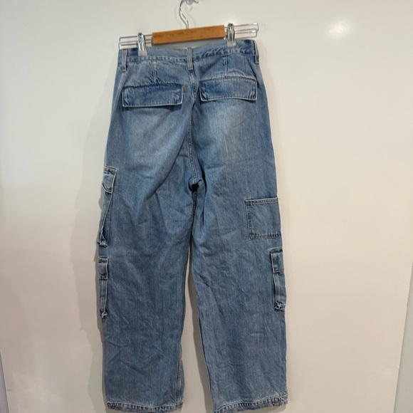 Aritzia Denim Forum The '90s Millie Hi-rise Cargo Jean - Picture 6 of 12